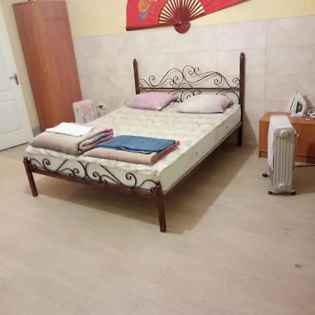 Stepan Bandery Street, 51 Apartment